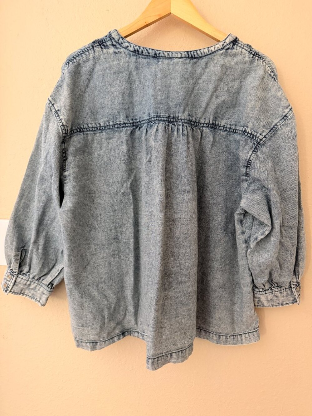 Pilcro by Anthropologie denim popover shirt, size L - Picture 2 of 5